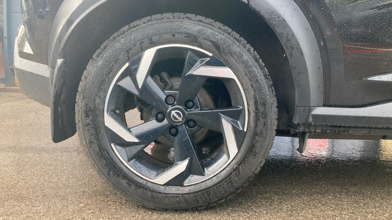 Nissan Juke 1.6 Hybrid N-Connecta 5dr Auto Hybrid Hatchback